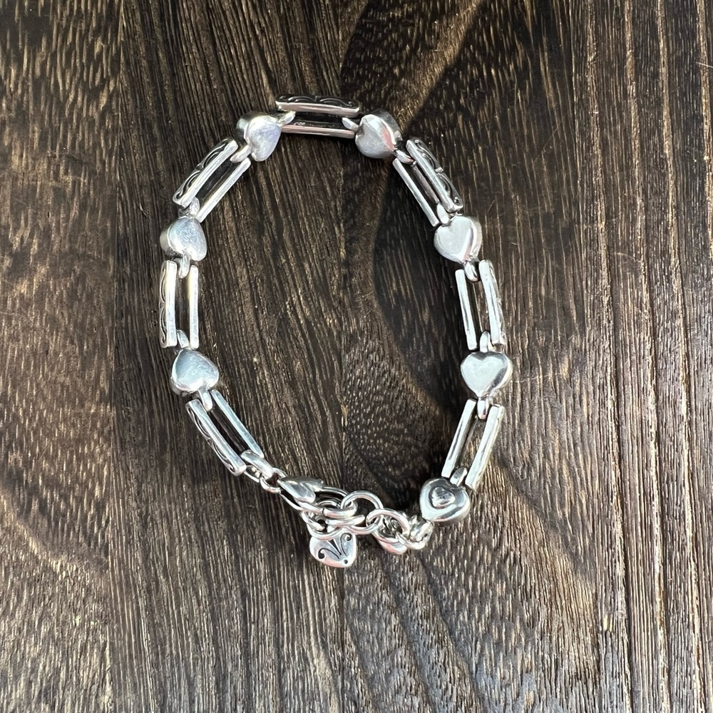 Brighton Silver Tone Heart Link Bracelet 7" - 7 1/2" B32 - Picture 5 of 5